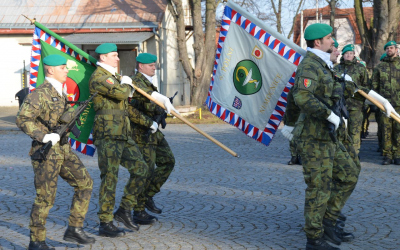 bojove_prapory_6._a_7._polni_nemocnice.jpg